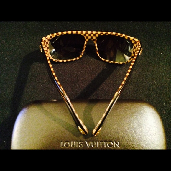 Louis Vuitton Sunglasses - Handmade in France - Picture 3 of 16